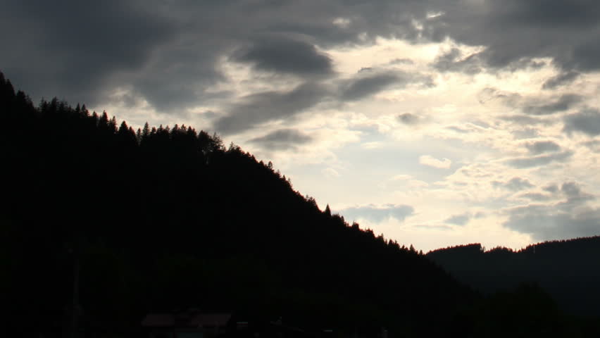 Fantastic Clouds Timelapse with godrays
