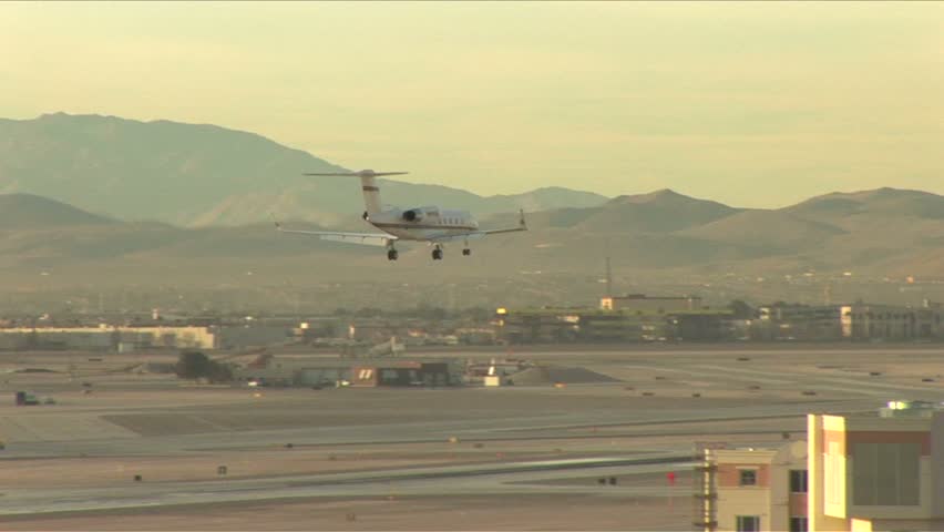Private jet descends to Vegas airport