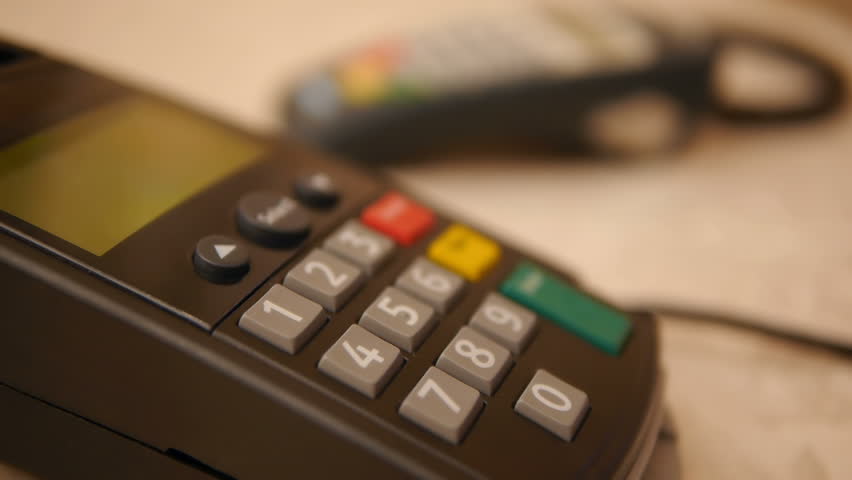 HD - Buyer makes the payment by credit card
