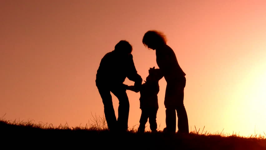family sunset play