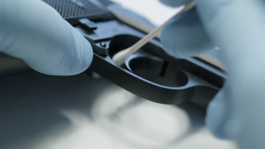 Swabbing gun for DNA