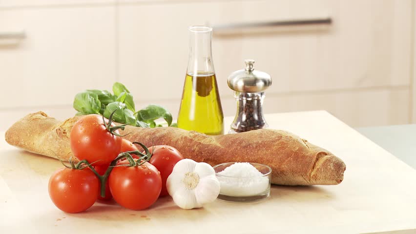 White bread, tomatoes, garlic, oil, pepper, basil and salt