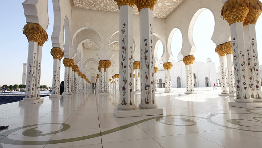 Sheikh Zayed Mosque in Abu Dhabi 