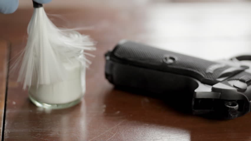 Tracking shot dusting for fingerprints