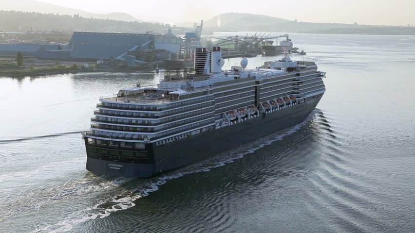 VANCOUVER , BC CANADA - MAY 19 2012: Cruise ship in Burrard Inlet