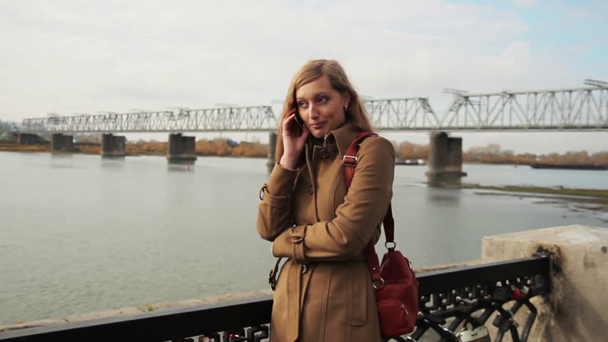 girl talking on phone