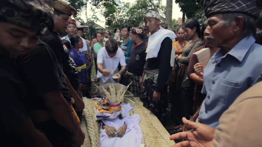 BALI - MAY 2012: burning dead body in Balinese funeral