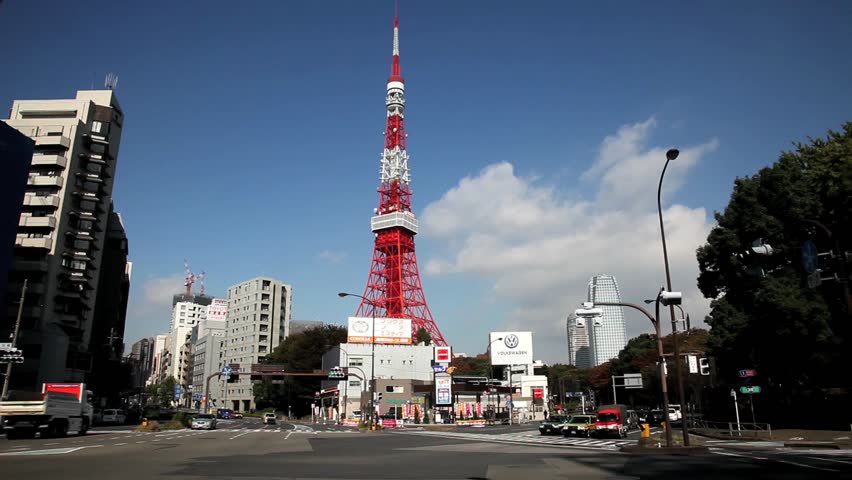 TOKYO, JAPAN â NOVEMBER 15: Tokyo Tower located in Shiba Park November 15, 2011