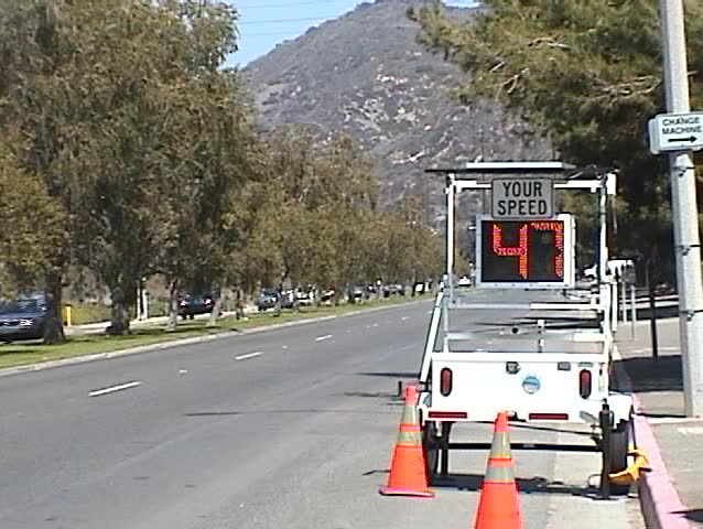an electronic Speed detector displays your travel speed