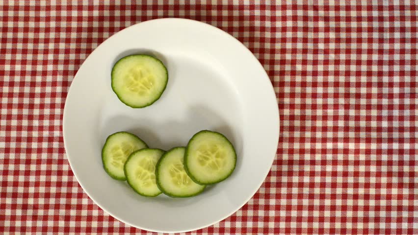 Cucumber face stop motion
