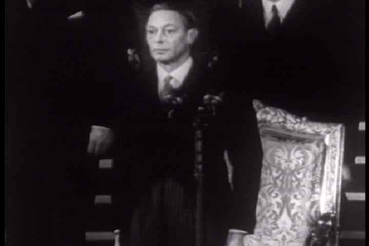1950s - British House of Commons restored and opens amidst pageantry in 1955.