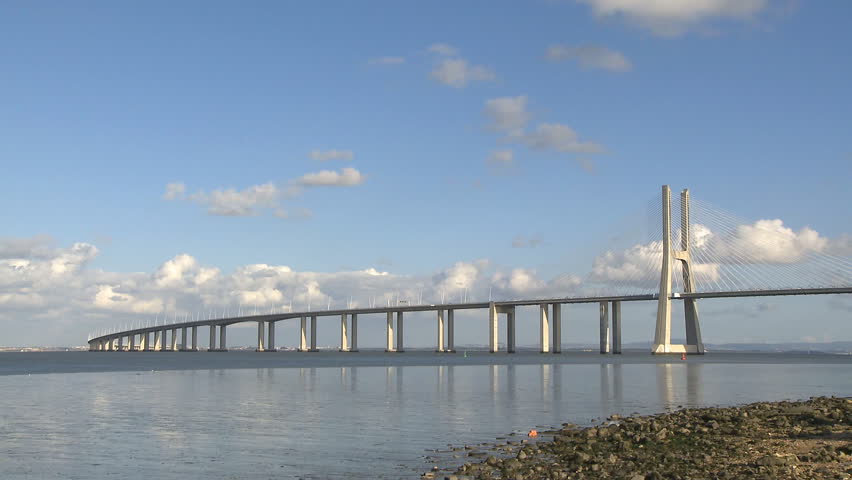 Large bridge time lapse