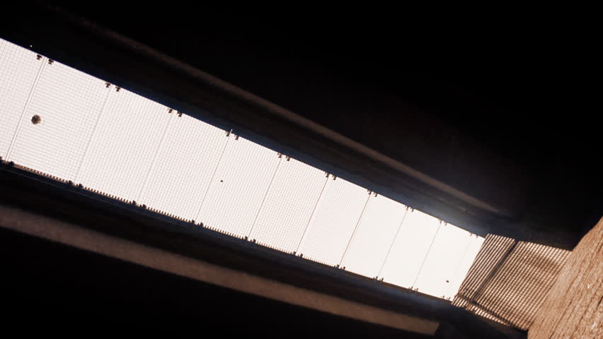 BMX: Alley in Tunnel