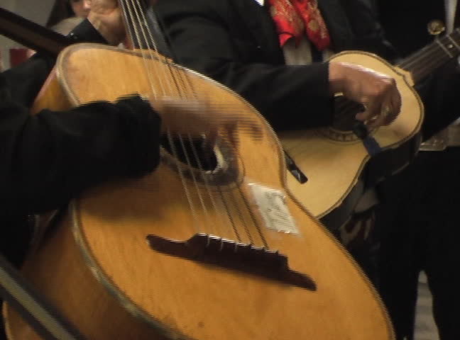 mariachi guitar