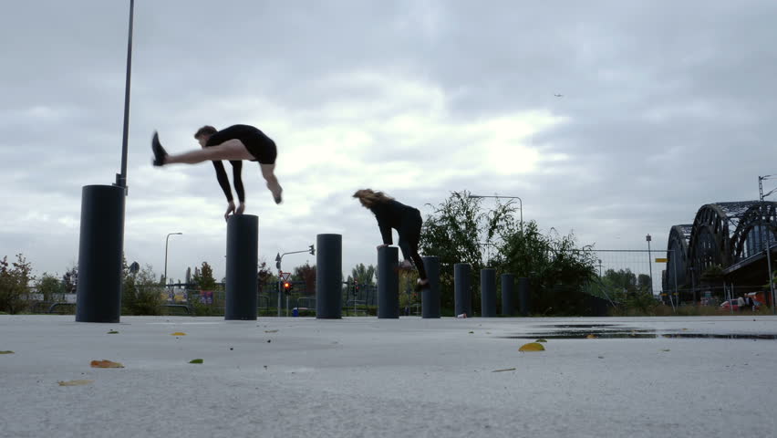 Header of pommel