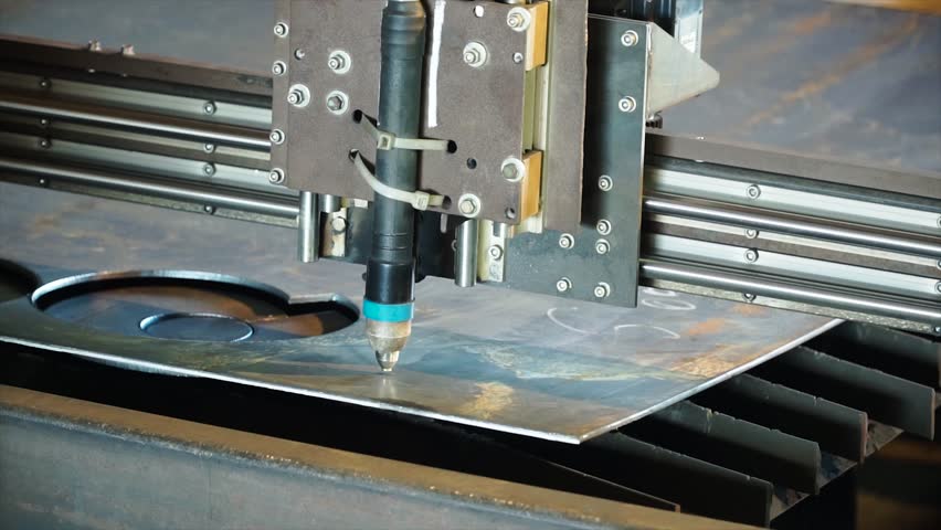 U пластины. Плита инструментальная. Рассверливание отверстий. Cutting plate. Cutting plate.