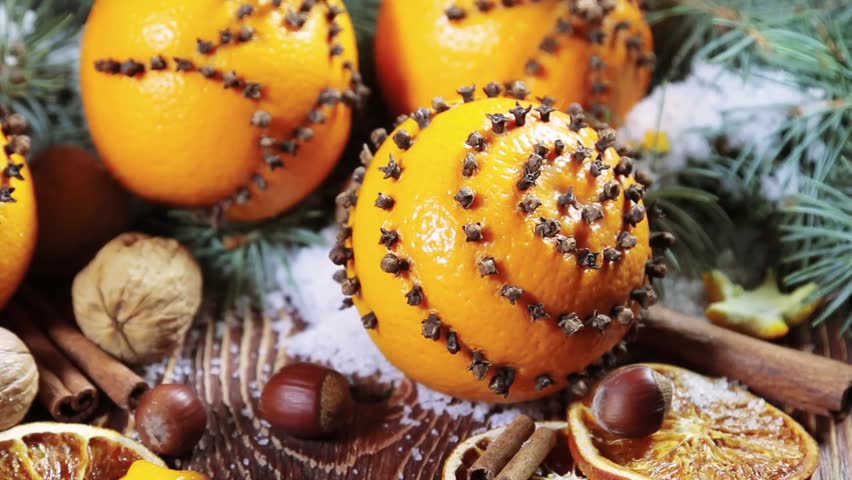 Dried Orange Slices And Oranges With Cloves Christmas Decorations