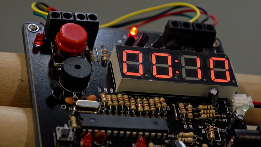 Header of detonator