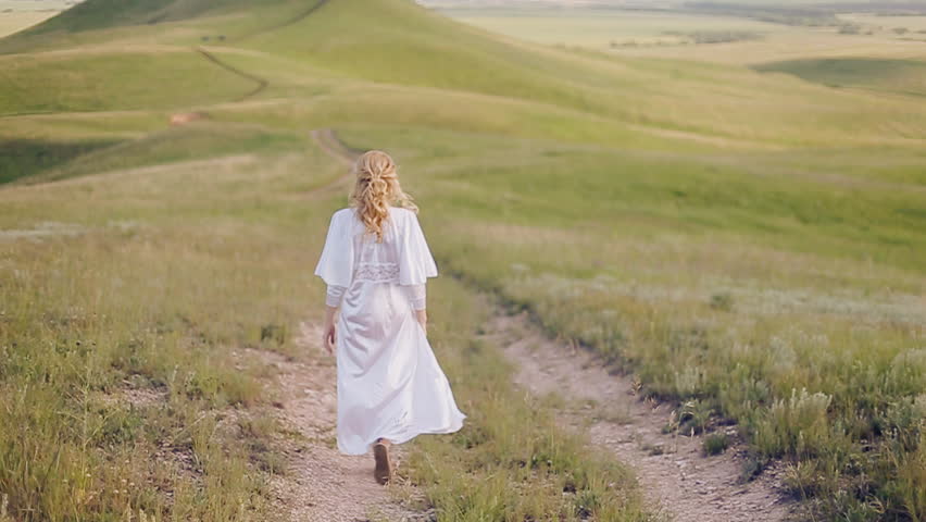 Клип white dress