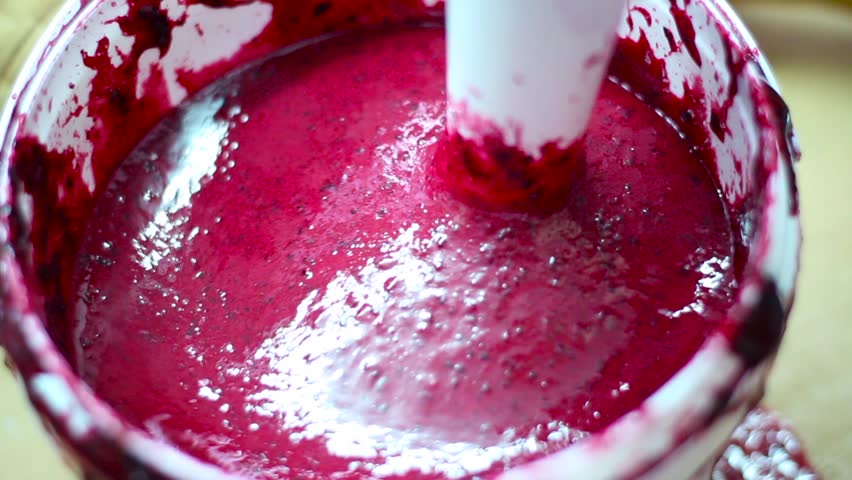 Header of bilberry