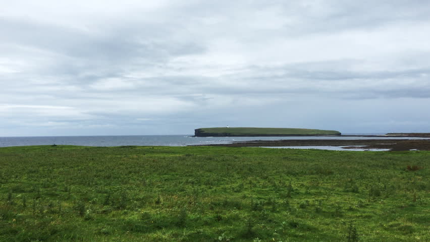 Header of broch