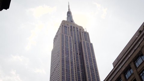 Towering Upward Angle Of Empire Stockvideos Filmmaterial 100 Towering Upward Angle Of Empire