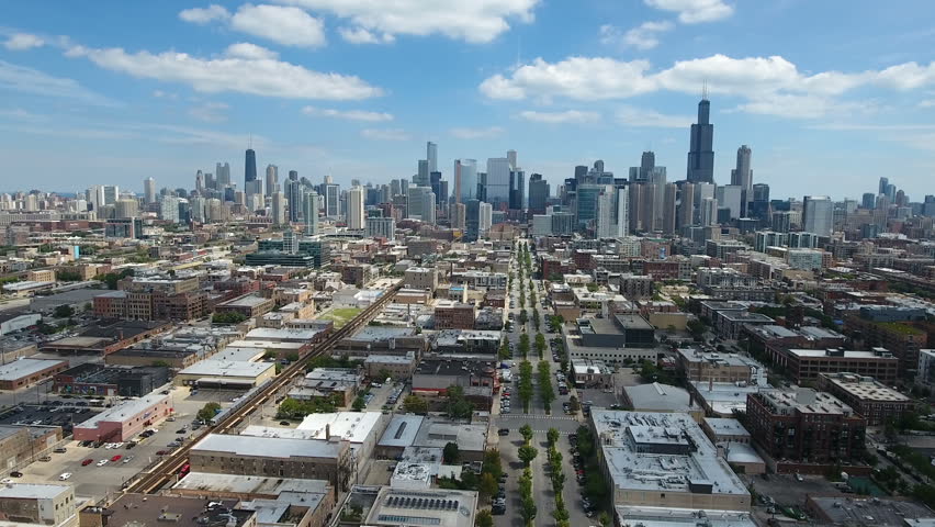 Chicago Skyline from the west side - Royalty Free Video