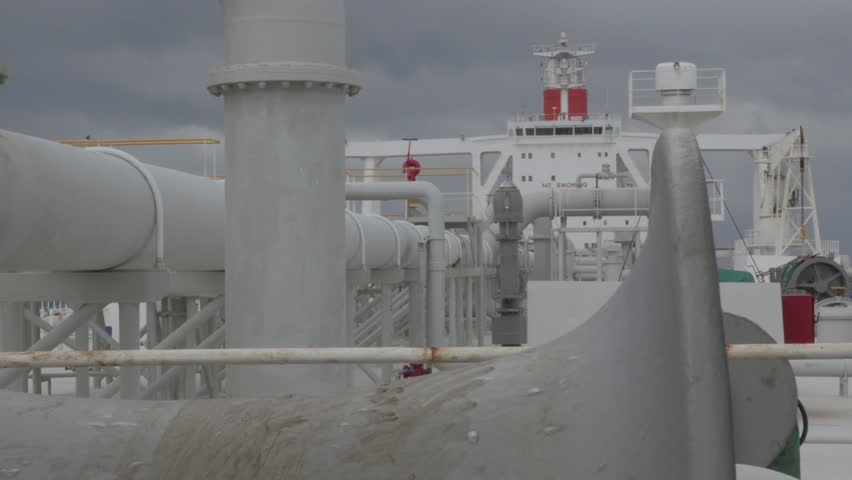 Header of superstructure