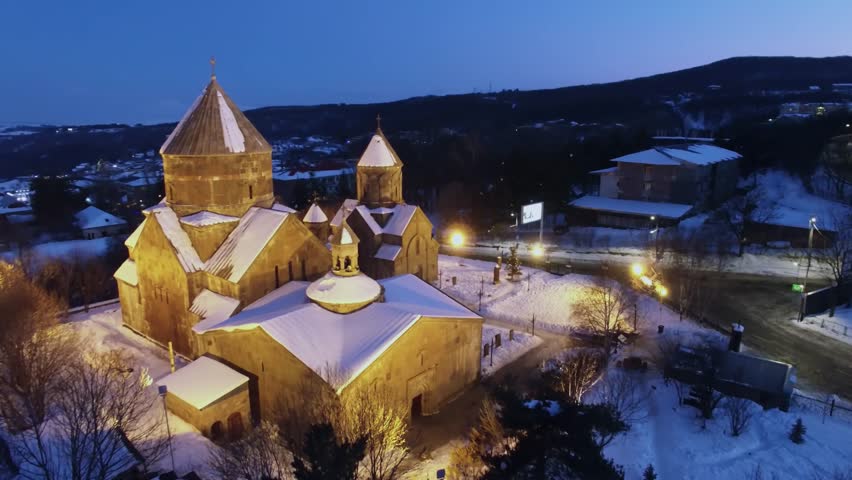 Монастырь Кечарис в Армении