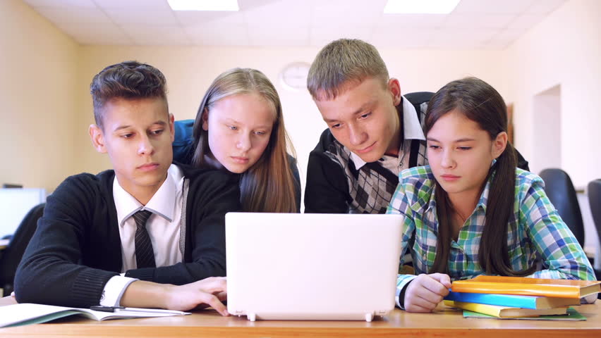 Year 4 students. TUTORONLINE - уроки для школьников. Young student Soft. Angry student.