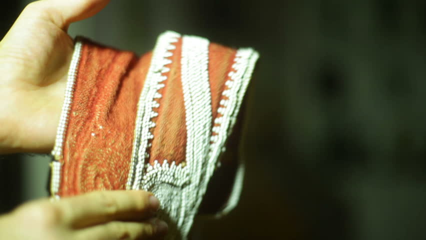 Header of wampum