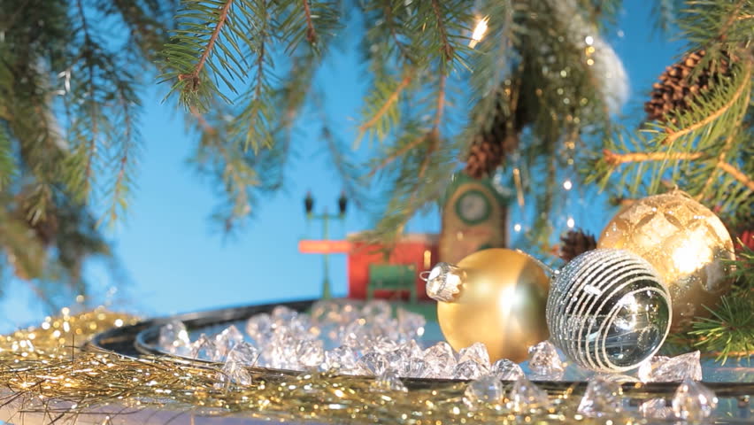 christmas train running around on chroma key with christmas tree toy train going in circle on blue screen - Christmas Train Videos christmas train running around on chroma key with christmas tree toy train going in circle on blue screen - Christmas Train Videos
