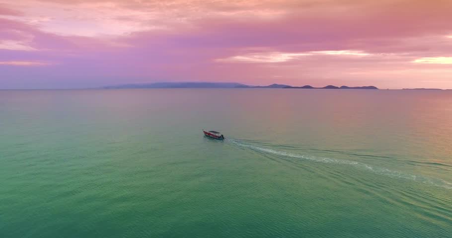 Header of caravel