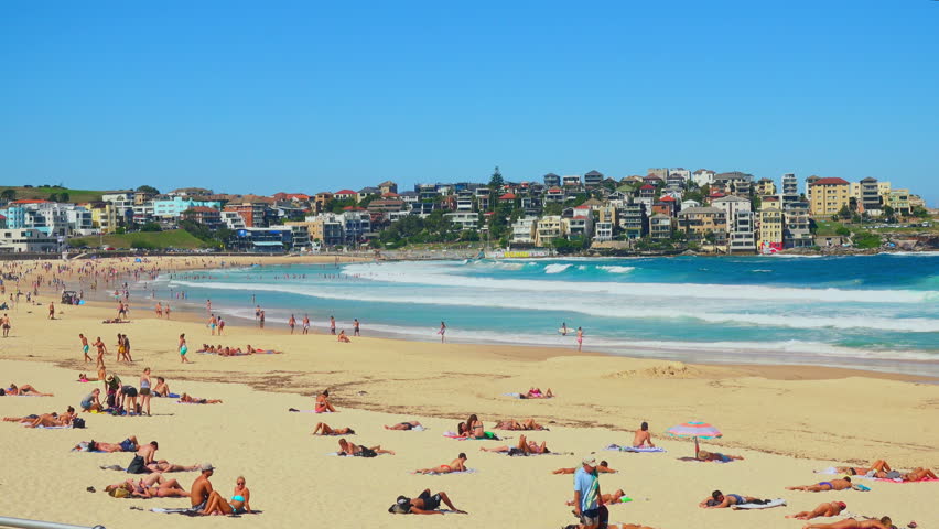 Crowd Of People On Beach - April 2017: Bondi Beach, Sydney, Australia ...