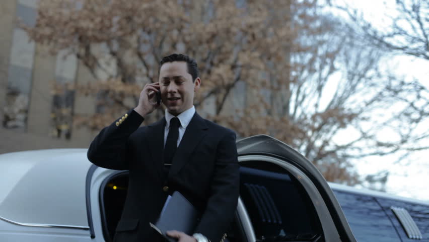 Header of limousine