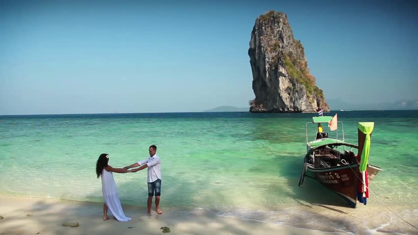 Phra-nang BAY, THAILAND - CIRCA 2014: Tropical Paradise